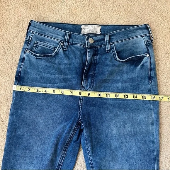 2/$15 Free People Womens Skinny Jeans Pants size W30S CutOut Distressed Denim - Picture 11 of 16